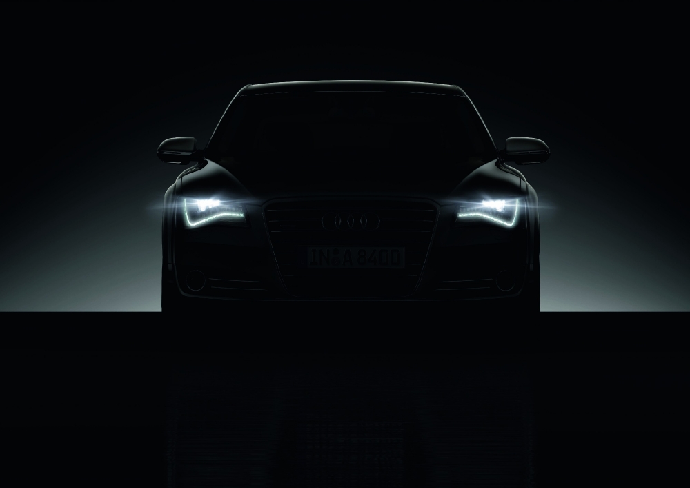 Wyostrzony design i innowacyjne rozwiązania techniczne flagowego modelu: udoskonalone Audi A8