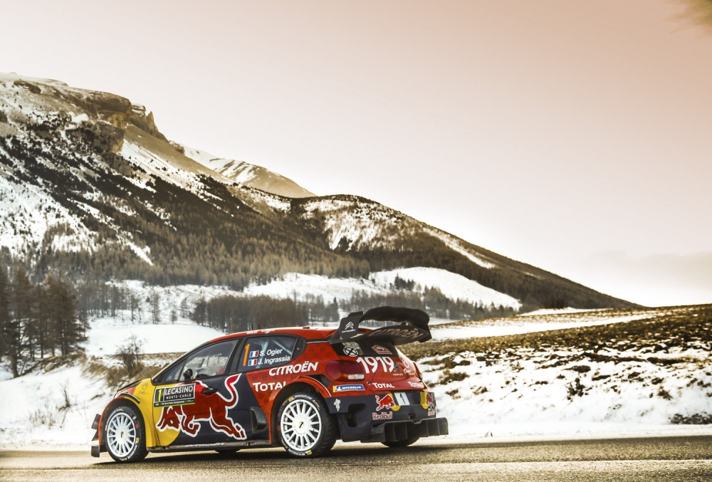 Ogier i jego pilot Julien Ingrassia wyrównali rekord legendarnego Sebastiena Loeba