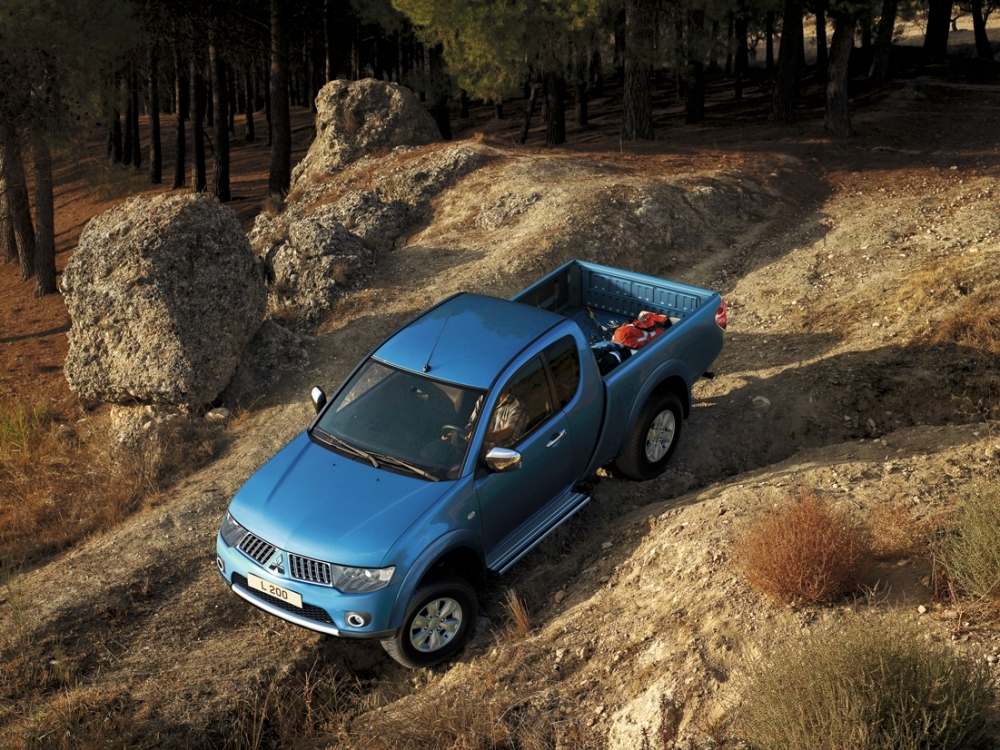 Mitsubishi L200 4x4 Pickupem Roku 2011