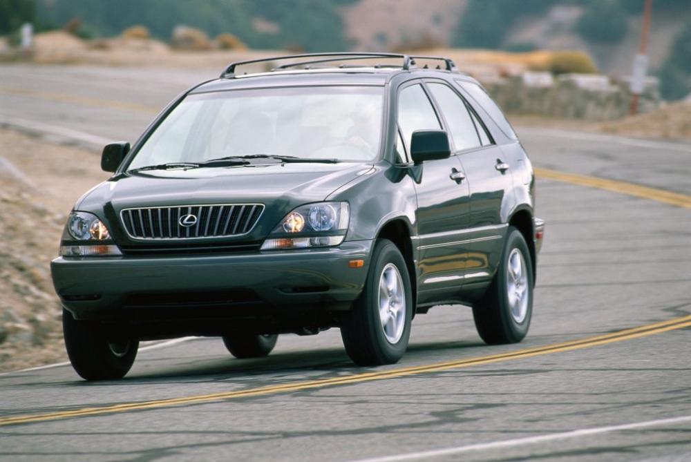 Lexus RX - ikona hybrydowych SUV-ów