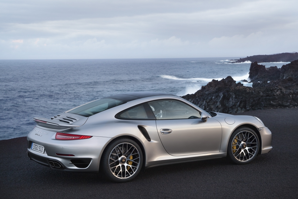 Porsche 911 Turbo i Turbo S oficjalnie