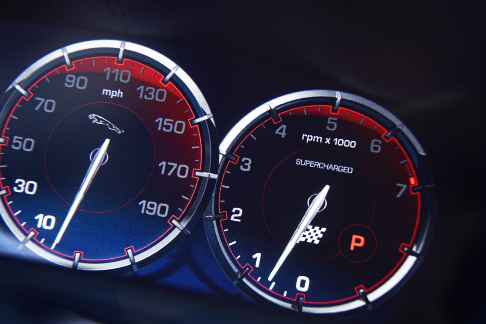 Jaguar XJR - limuzyna ze sportowym rodowodem