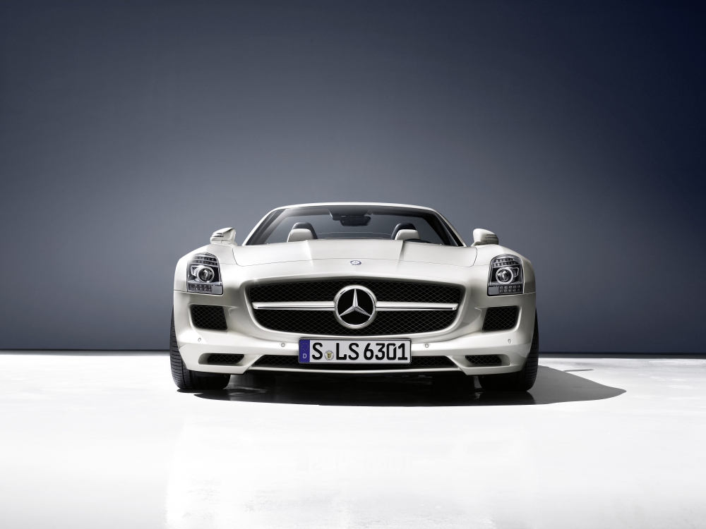 Mercedes-AMG GT - pierwsze zdjęcie nadwozia