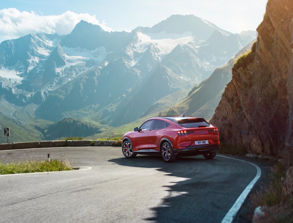 Ford z kolejnym rekordowym miesiącem sprzedaży w USA! 