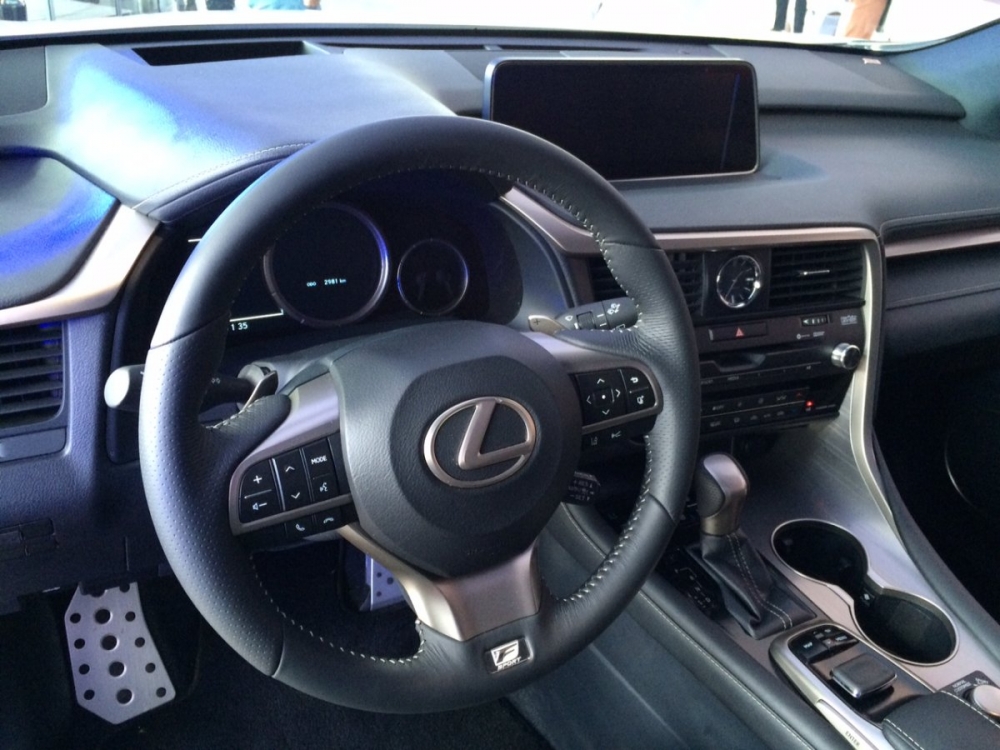 Lexus RX nagrodzony za najlepsze wnętrze