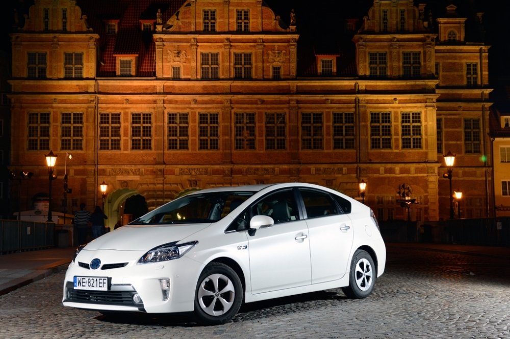 Toyota Prius Plug-in Hybrid - dwa w jednym