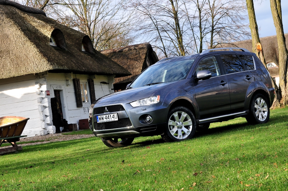 Outlander sport