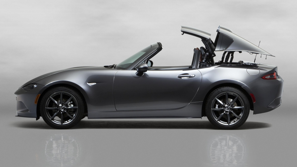 Mazda MX-5 ze sztywnym dachem