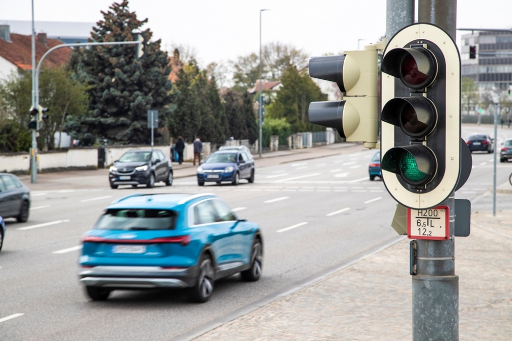 Audi komunikuje się z sygnalizacją świetlną w Europie!