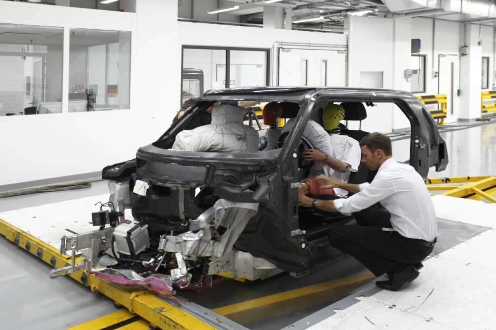 BMW planuje zatrudnienie 2600 nowych pracowników 