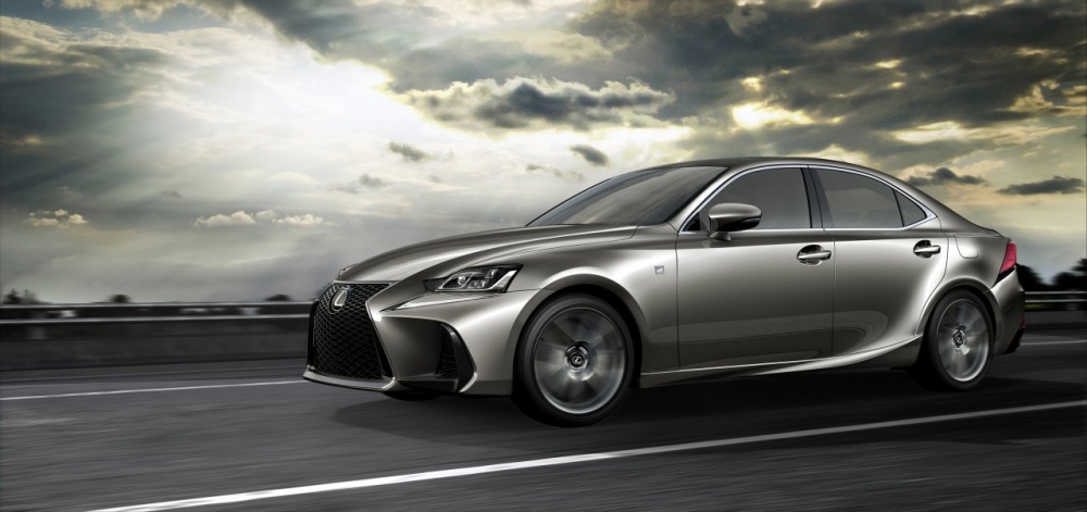 Lexus IS najbardziej niezawodnym modelem w ocenie kierowców