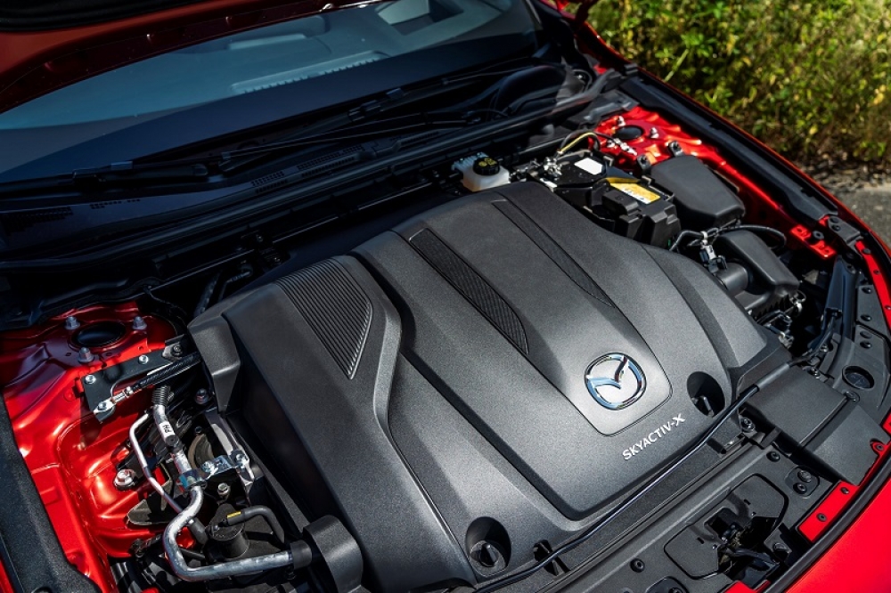 Co trzeci klient w Polsce wybiera Mazdę z silnikiem Skyactiv-X