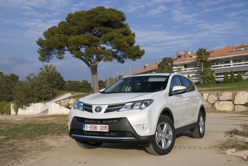 Pierwsze spotkanie z nową Toyotą RAV4
