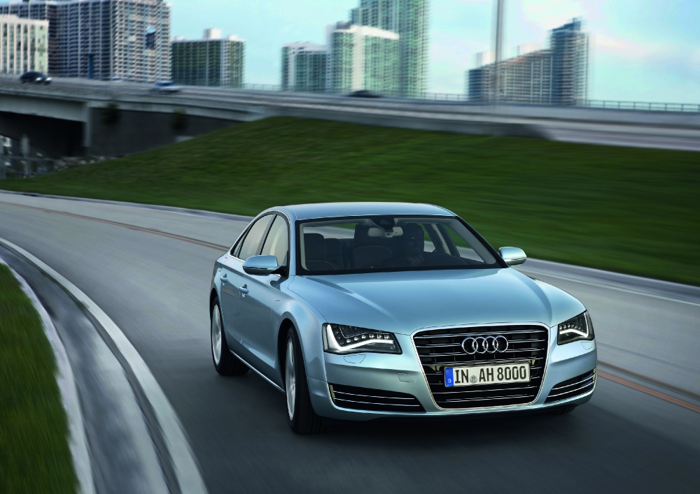 Wydajność w wielkim stylu - Audi A8 hybrid