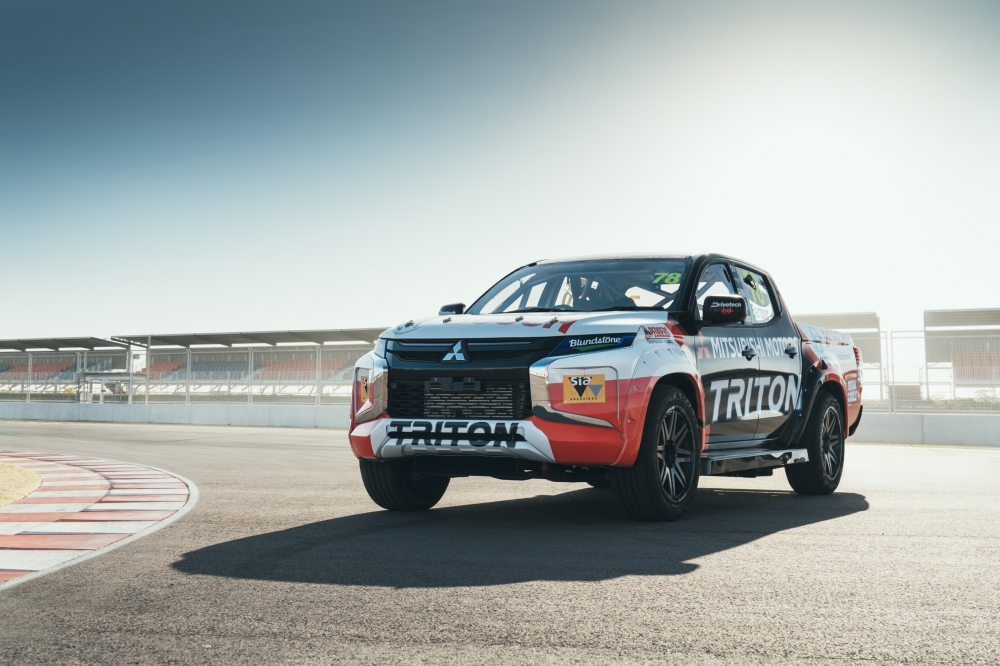 Wyścigowa wersja nowego Mitsubishi L200 wystartuje w australijskiej serii SuperUte
