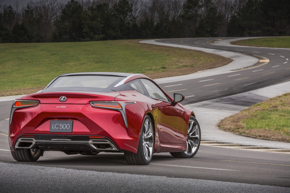 Lexus LC rusza w tournee po Europie