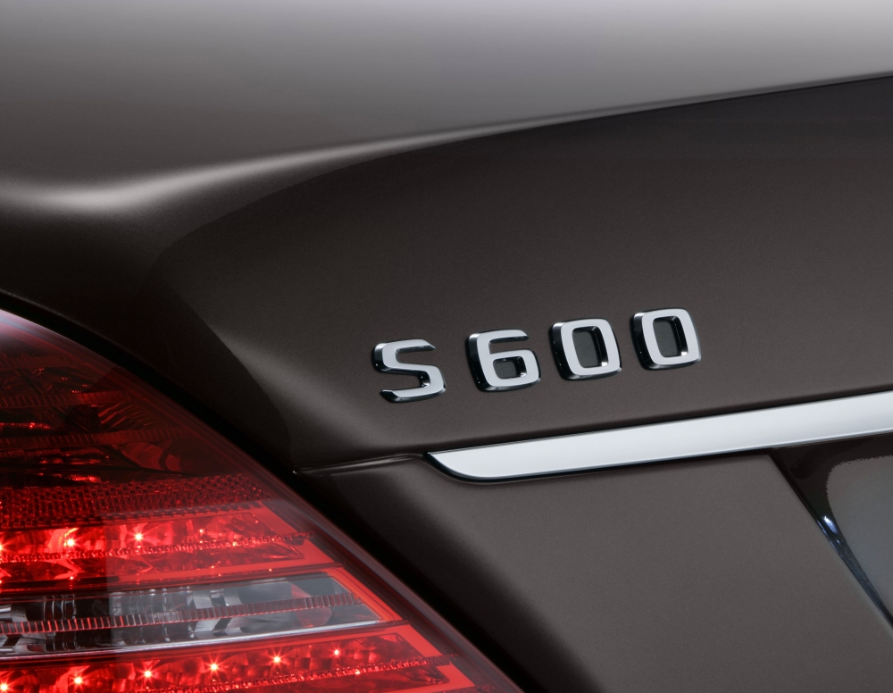 Nowy Mercedes-Benz Klasy S - gadżet dla bogatych