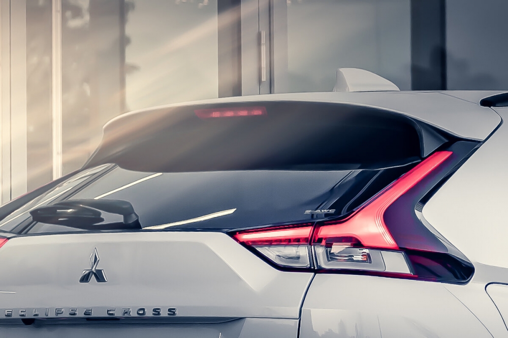Ceny i wersje wyposażenia Mitsubishi Eclipse Cross PHEV