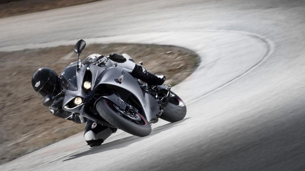 Yamaha pracuje nad trzycylindrowym motocyklem