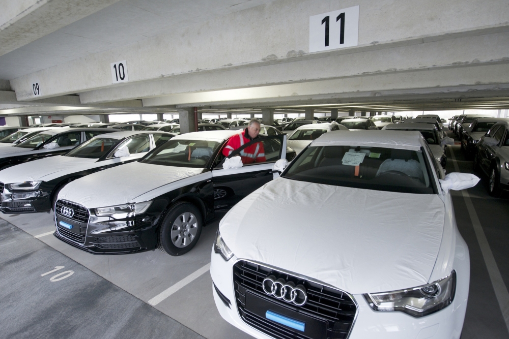 Nowe samochody na powierzchni blisko 33 000 metrów kwadratowych
