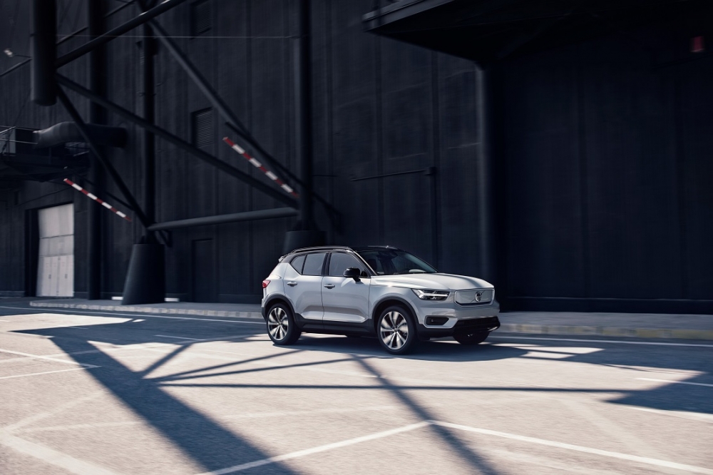 Elektryczne Volvo XC40 otwiera serię zelektryfikowanych modeli marki
