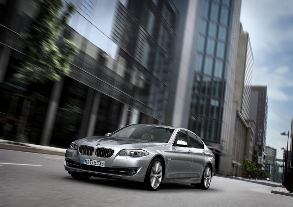 BMW serii 5 w wersji hybrydowej - zdjęcia szpiegowskie 