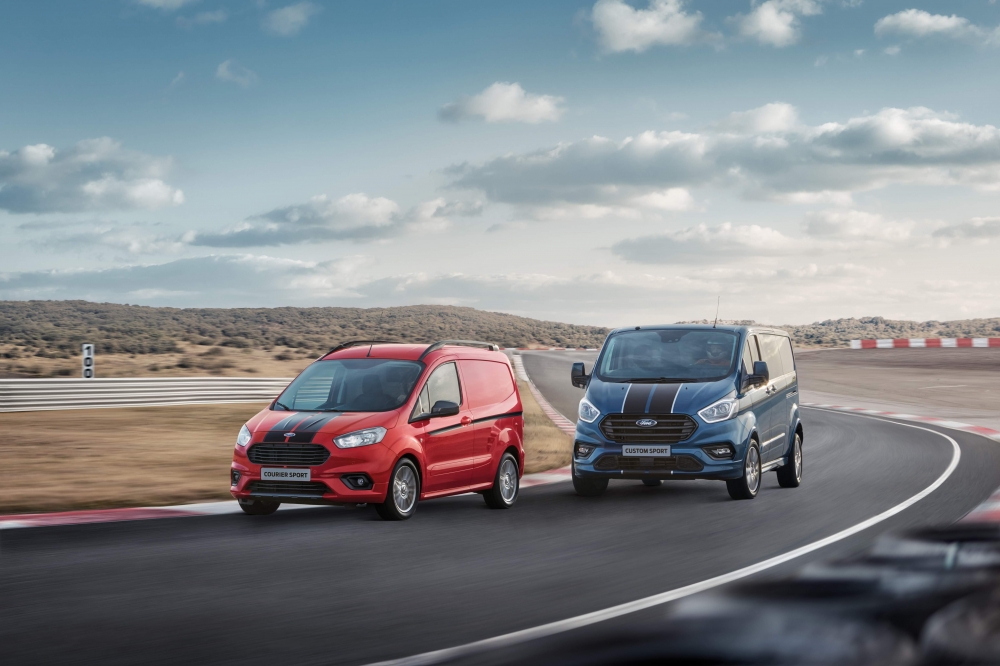 Ford Transit Custom Sport z nowym, najmocniejszym w historii silnikiem