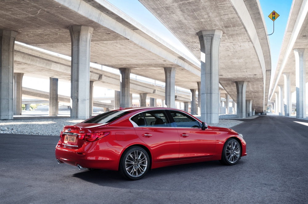 Infiniti Q50 - zmiany na rok 2016