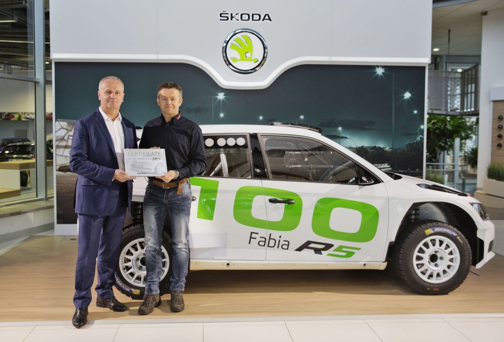 Skoda dostarcza setny egzemplarz Fabii R5