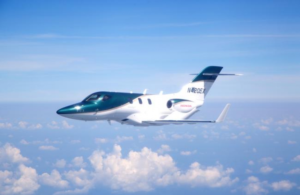 HondaJet mknie przez Stany