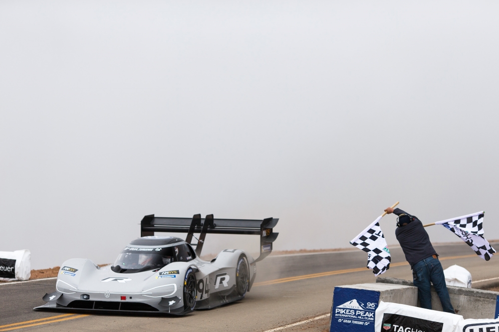 Volkswagen I.D. R Pikes Peak zamierza ustanowić kolejny rekord – tym razem w Goodwood