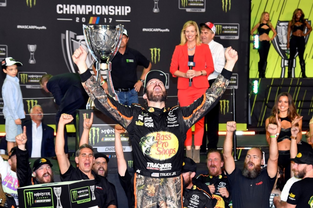 Toyota poczwórnym mistrzem Nascar