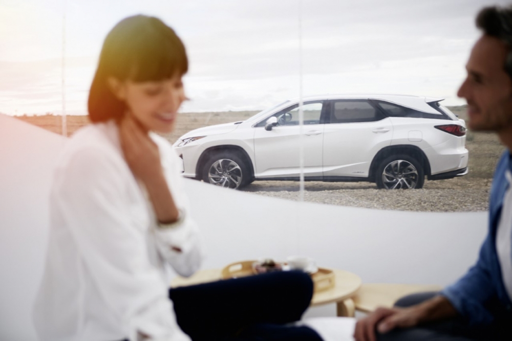 Lexus RX L - walka o każdy milimetr