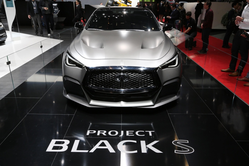 Infiniti Q60 Project Black S w Genewie