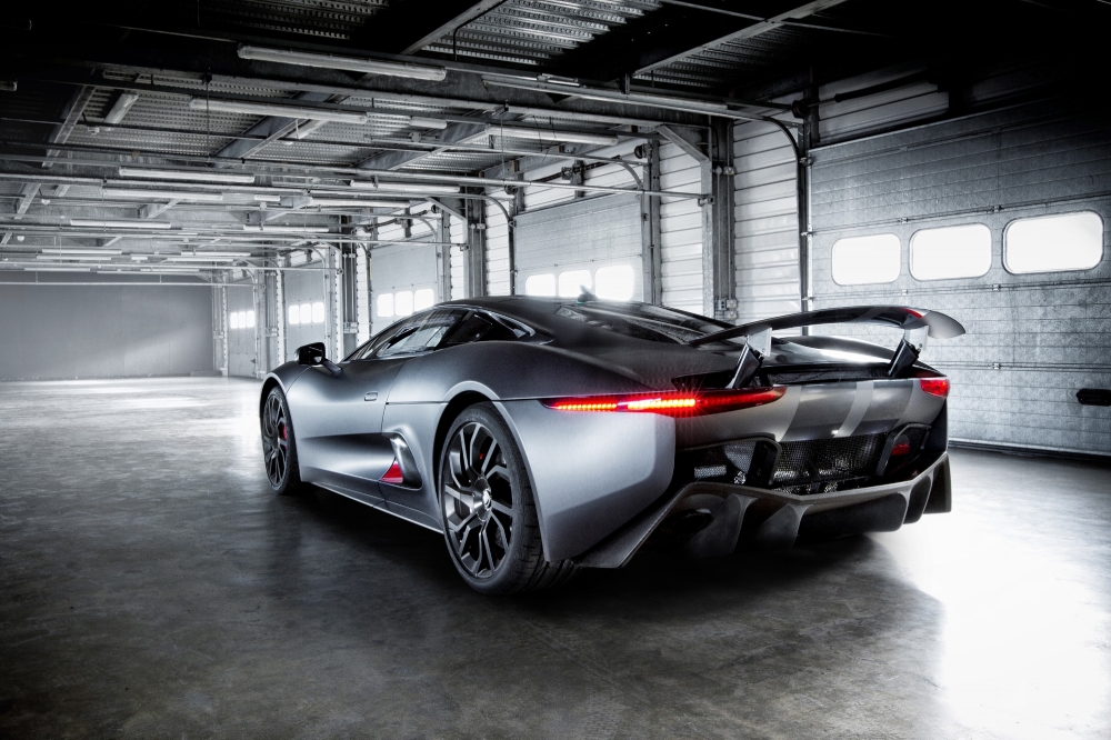 Jaguar C-X75 dla przeciwnika Bonda