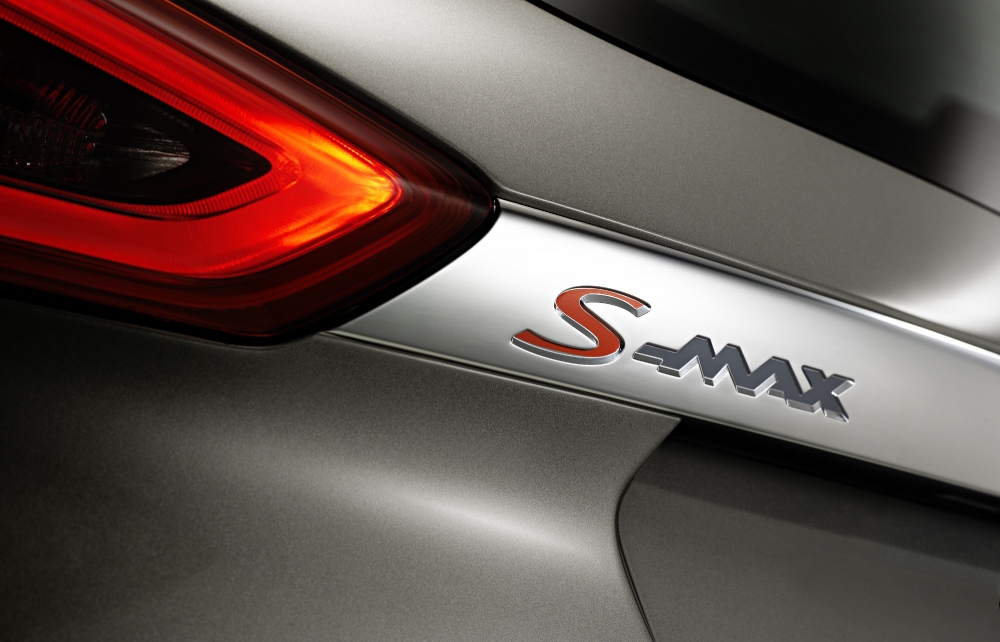 Ford S-MAX - nowe wcielenie klasowego lidera
