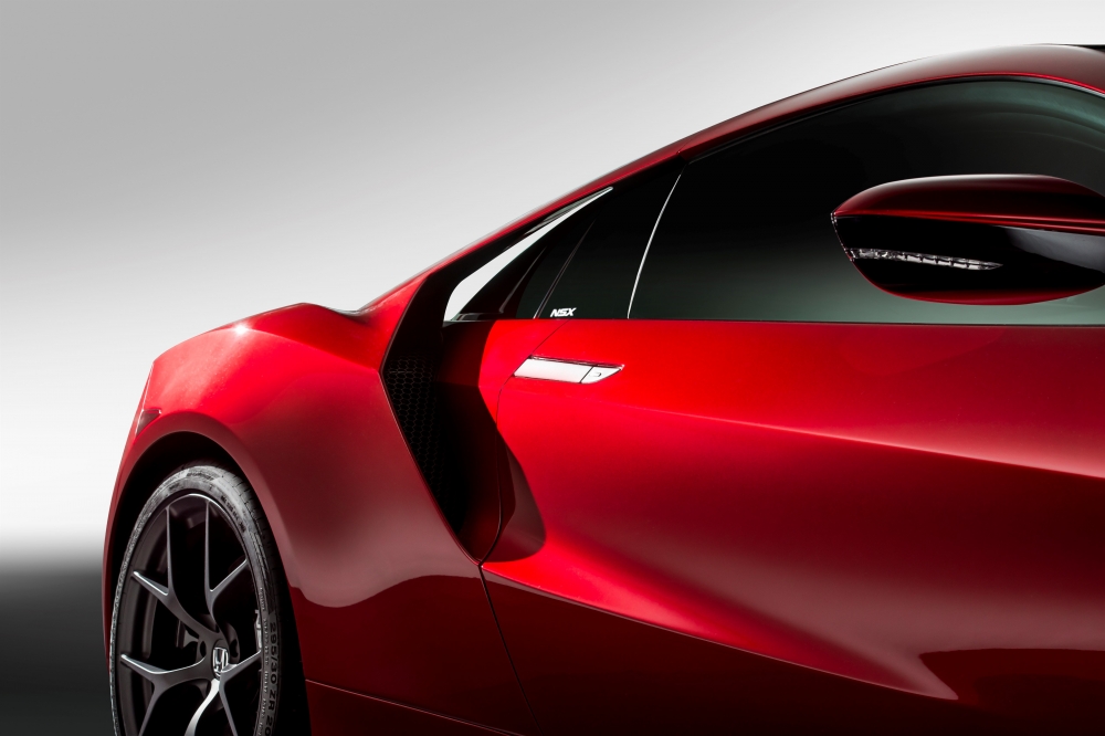 Honda NSX odtwarza geoglif 