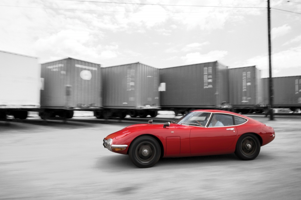 James Bond woli Toyotę 2000GT?