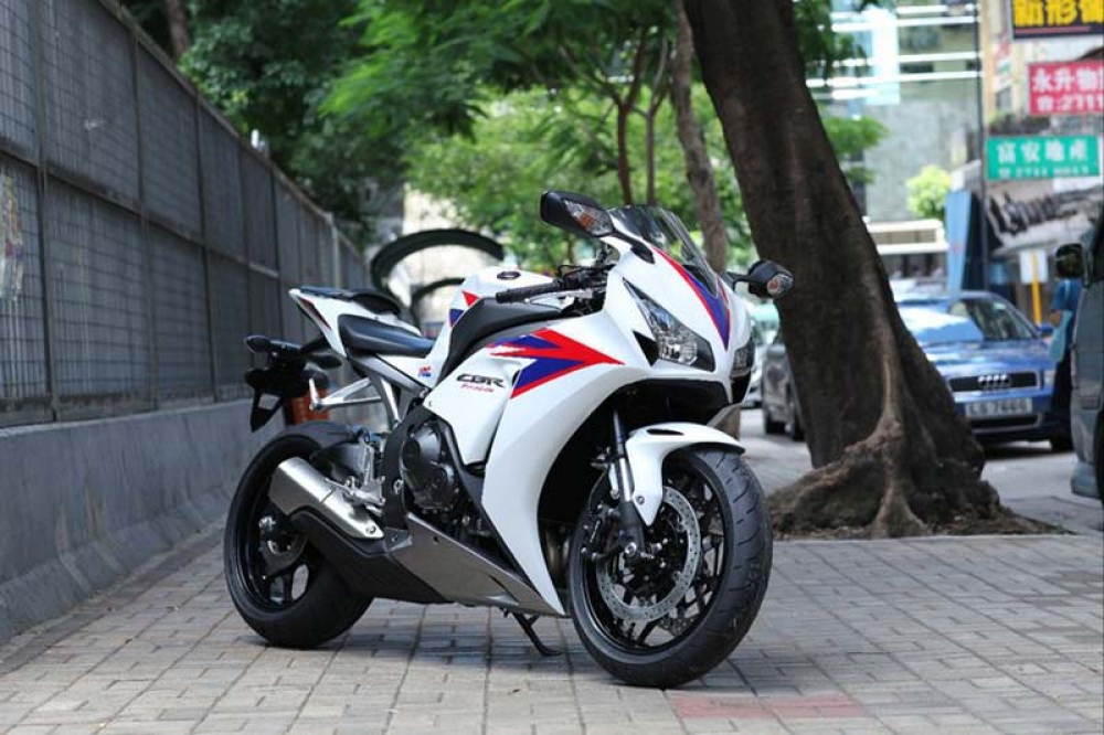 Nowy Fireblade z systemem fly-by-wire