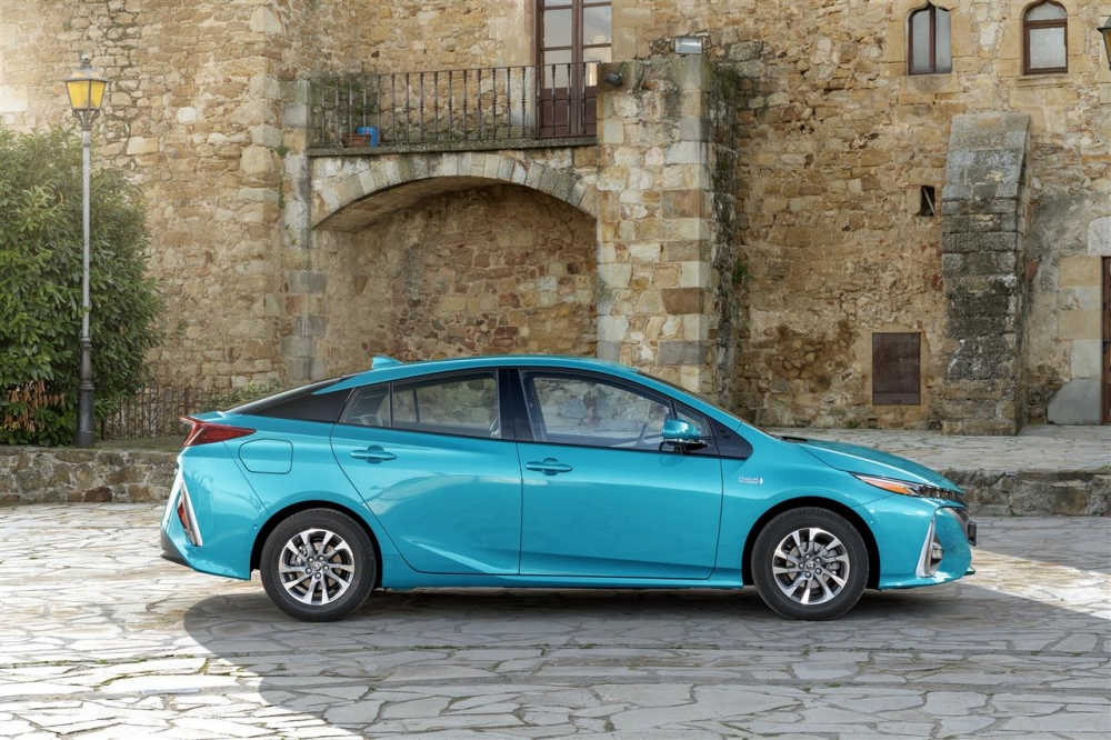Pełna gama modeli Toyoty zelektryfikowana do 2025 roku 