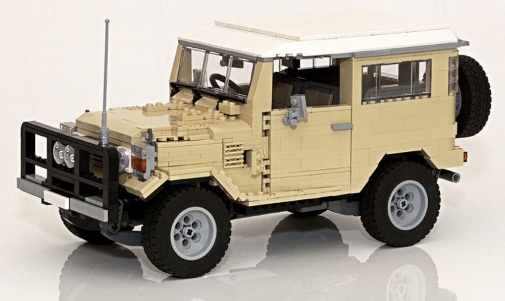 Legendarne Toyoty zbudowane z klocków