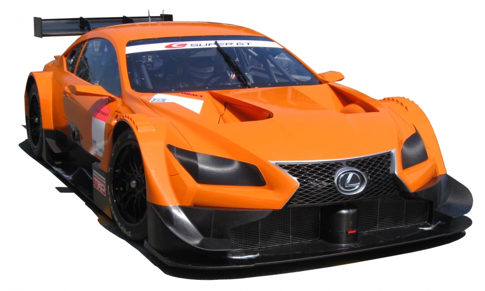 Bolid Lexusa w japońskich wyścigach Super GT 