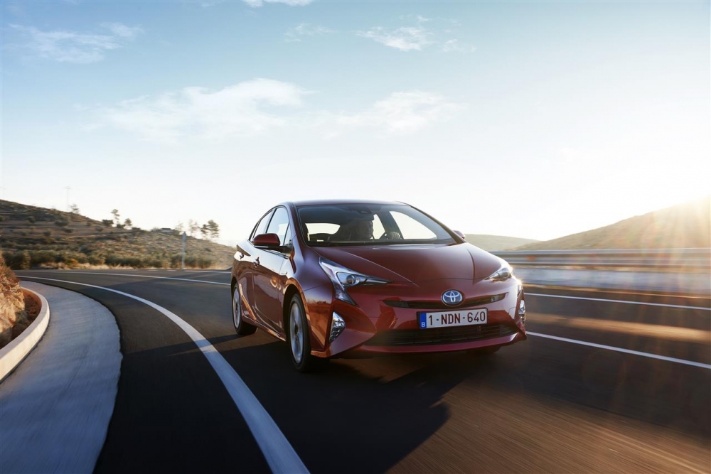 Nowa Toyota Prius - japońska rewolucja w świecie...taksówek!