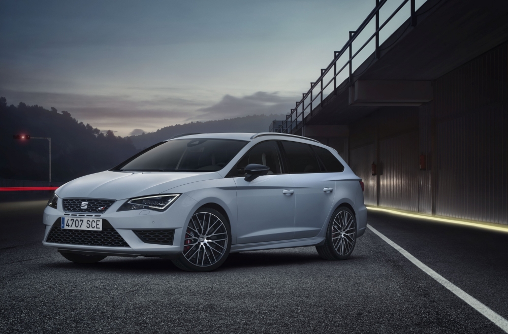 Znamy ceny SEAT-a Leona ST CUPRA 370 Carbon