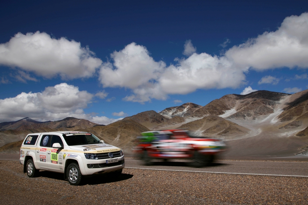 39 samochodów użytkowych Volkswagena w Rajdzie Dakar 2012