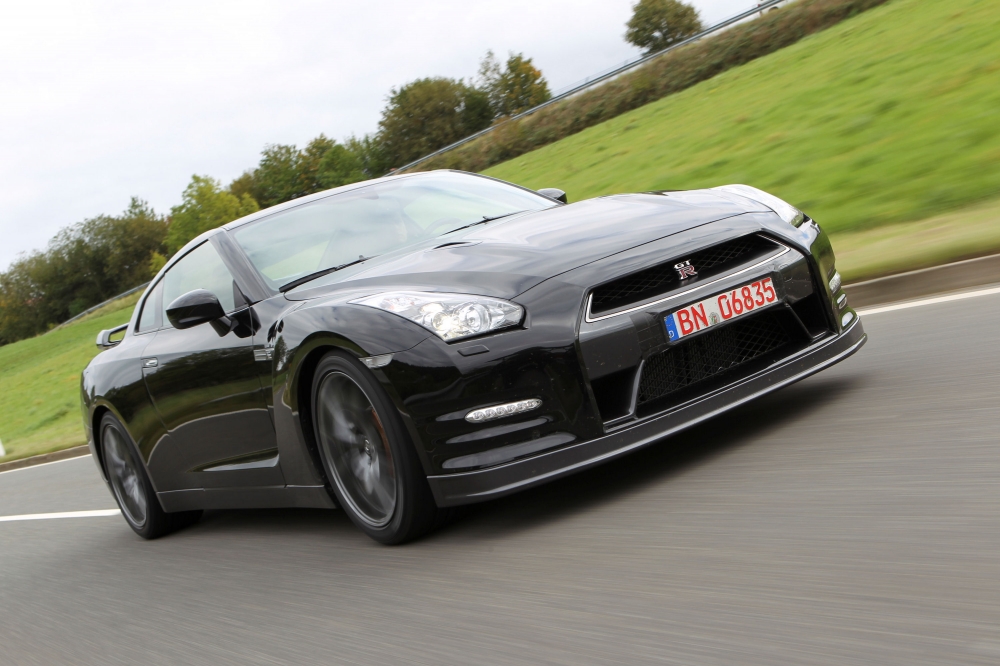 Więcej mocy w Nissanie GT-R 2012