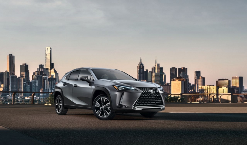 Nowy Lexus UX - jak pozycjonuje się w gamie?