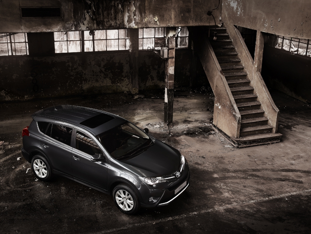 Toyota RAV4 2013 debiutuje w Los Angeles