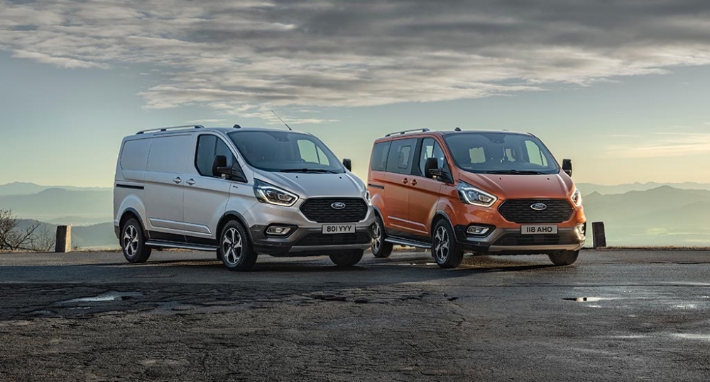 Nowy Ford Tourneo i Transit Connect Active w odświeżonym stylu, gotowe do przygód poza asfaltem [ZDJĘCIA]