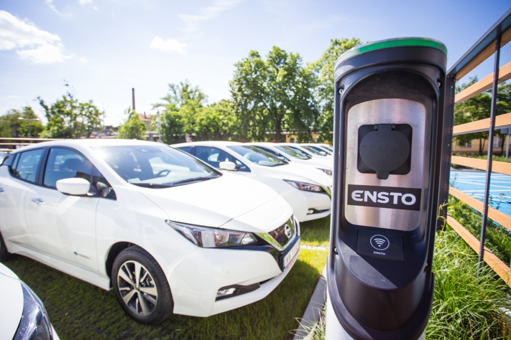 Osiem Nissanów LEAF zasiliło flotę Urzędu Miasta we Wrocławiu